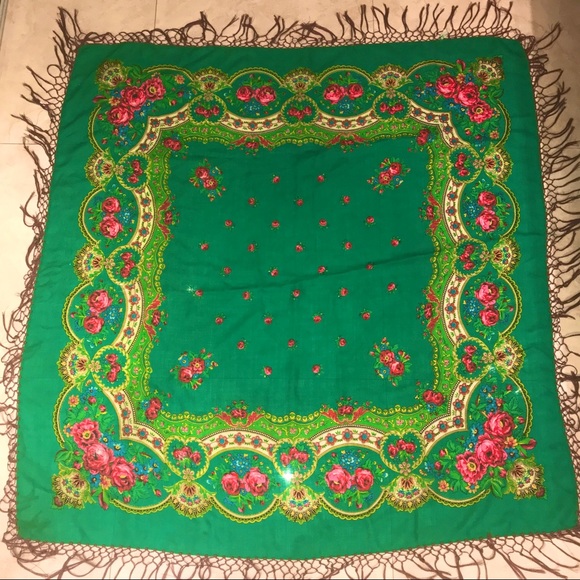 New 100% Wool Authentic Scarf/ Wrap Handcrafted - Picture 6 of 6